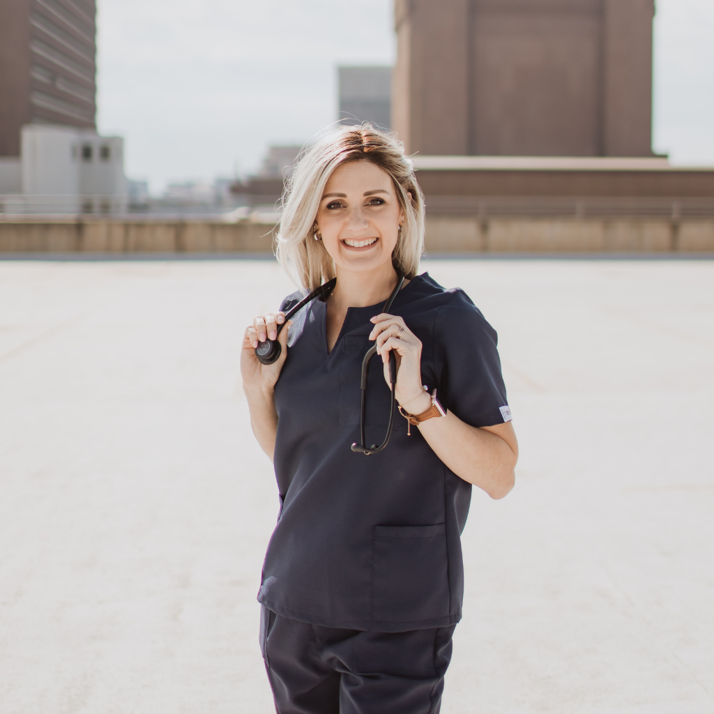 Scrub Top | Navy